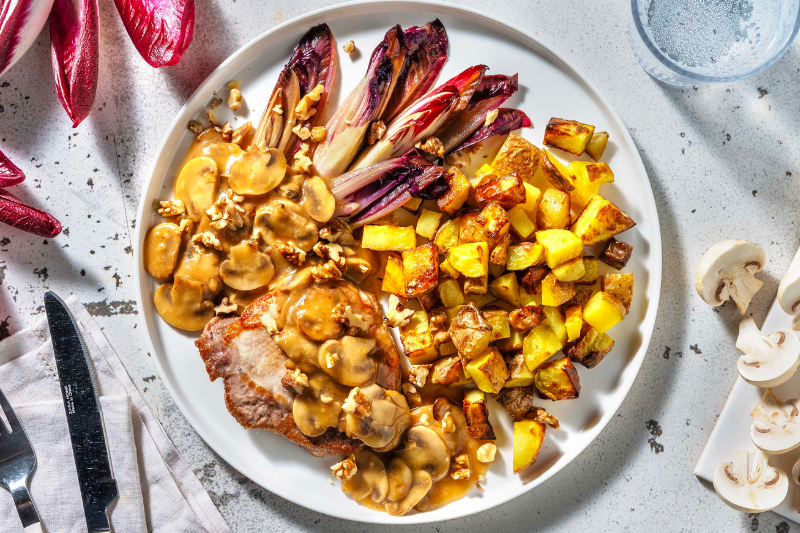 Endives braisées et porc à la sauce champignons