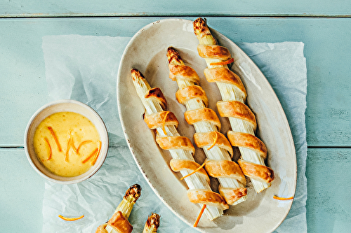 Feuilletés d’asperges blanches, sauce beurrée à l’orange