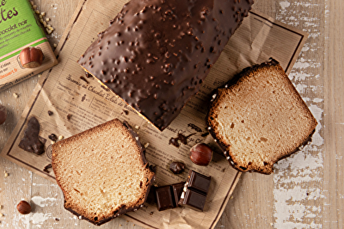 Gâteau au yaourt glaçage chocolat Eclats de noisettes