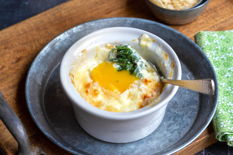 Oeufs cocotte Label Rouge aux épinards et Parmesan