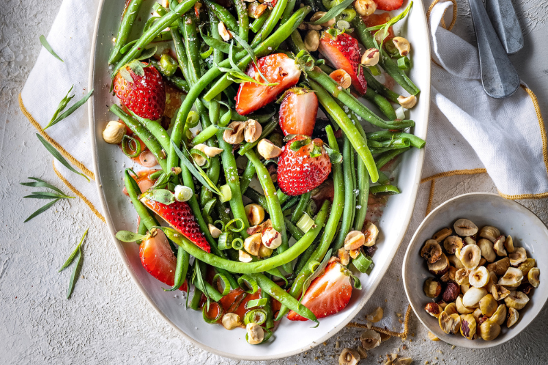 Salade de haricots verts et vinaigrette de fraises