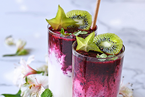 Smoothie aux fruits rouges