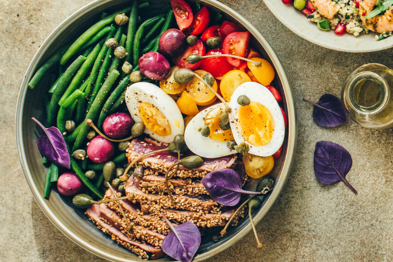 Tataki de thon à la niçoise