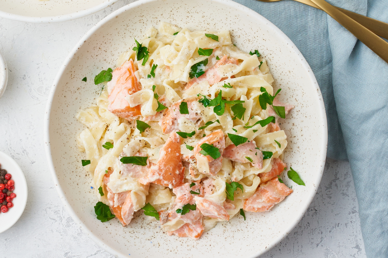 Tagliatelles au saumon frais et Parmesan