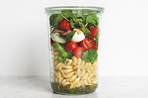 Salad jar aux pâtes, légumes et anchois