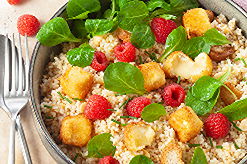 Salade de Céréales Gourmandes, mâche, framboise et camembert pané