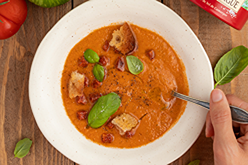 Gaspacho de tomates et croûtons au chorizo