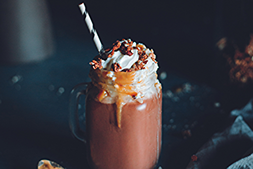 Chocolat chaud au beurre de cacahuète