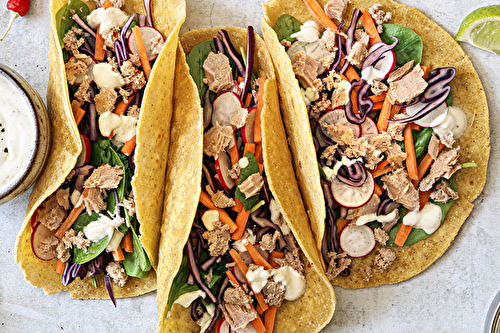 Tacos au thon en conserve et légumes croquants