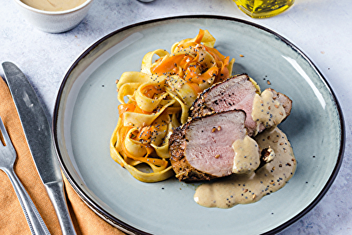 Filet mignon de porc aux épices et tagliatelles, huile d’olive d’Aix-en-Provence AOP