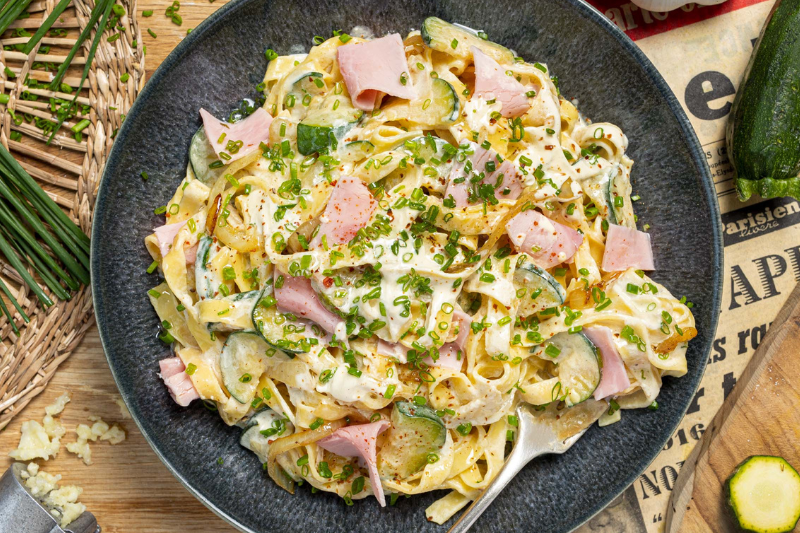 Tagliatelle au jambon de Paris et ciboulette