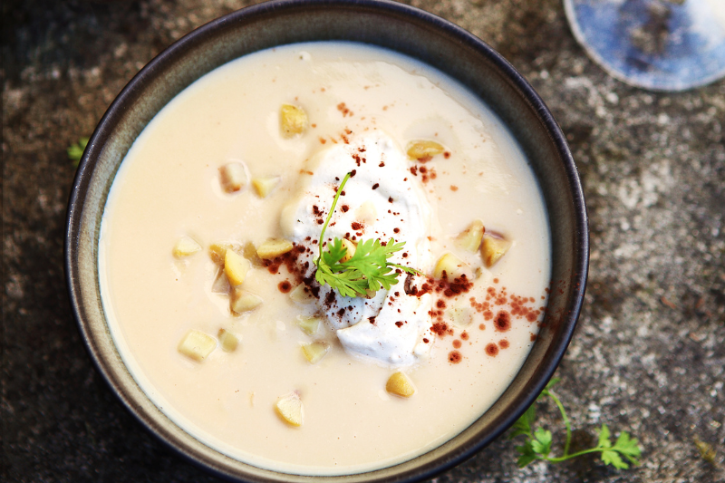 Velouté de marrons du Périgord-Limousin à la crème de café grillé, cacao et croûtons gourmands