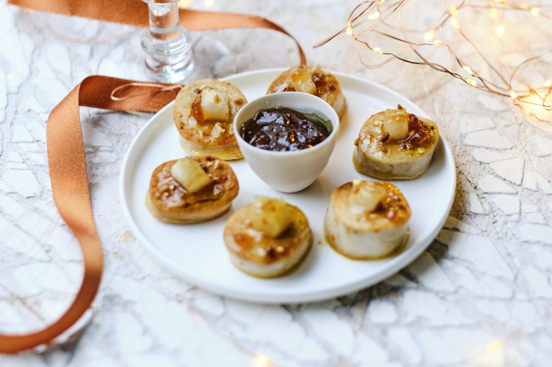 Boudin blanc caramélisé au confit de poire