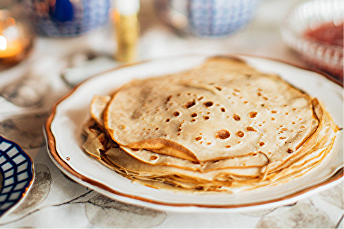 Crêpes aromatisées et nappées au sirop