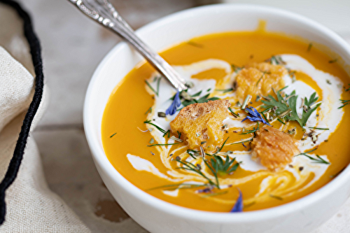 Soupe gourmande courge-coco et huile d’olive Makaros Edos