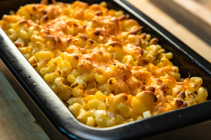 Gratin de coquillettes aux asperges blanches et mimolette