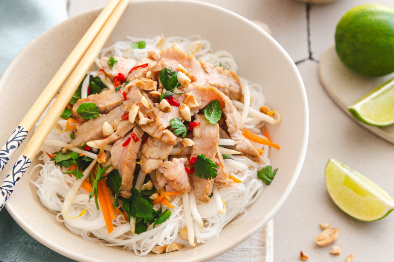 Escalope de veau façon salade asiatique