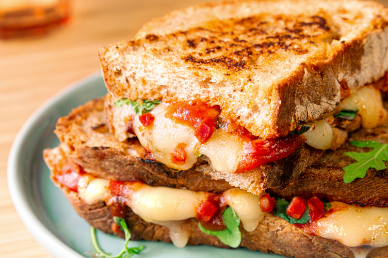 Grilled cheese sauce Tomates Chorizo