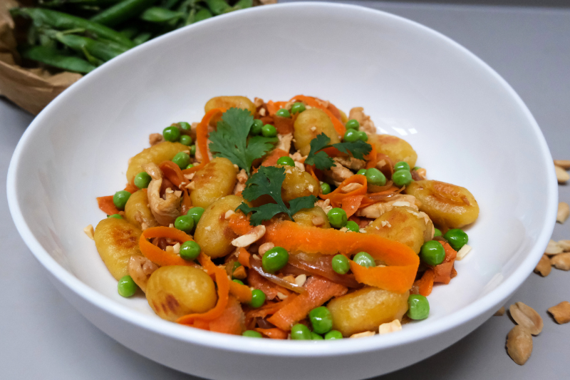 Wok de gnocchi thaï