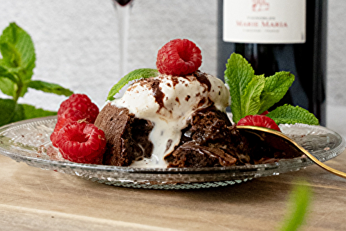 Fondant au chocolat aux framboises et crème anglaise