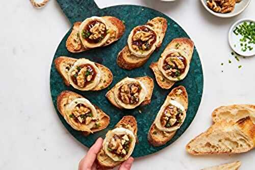 Crostini chèvre, figues et noix