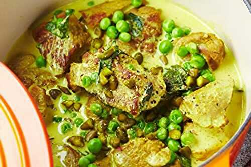 Curry d’agneau aux petits pois et aux pistaches