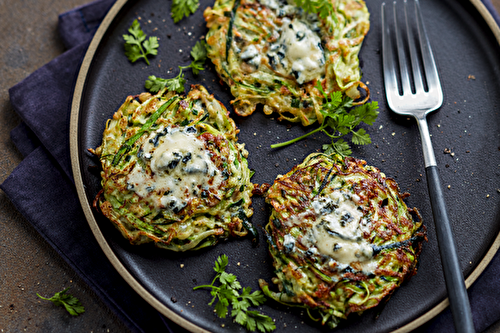 Galettes de courgettes, avoine et fromage bleu