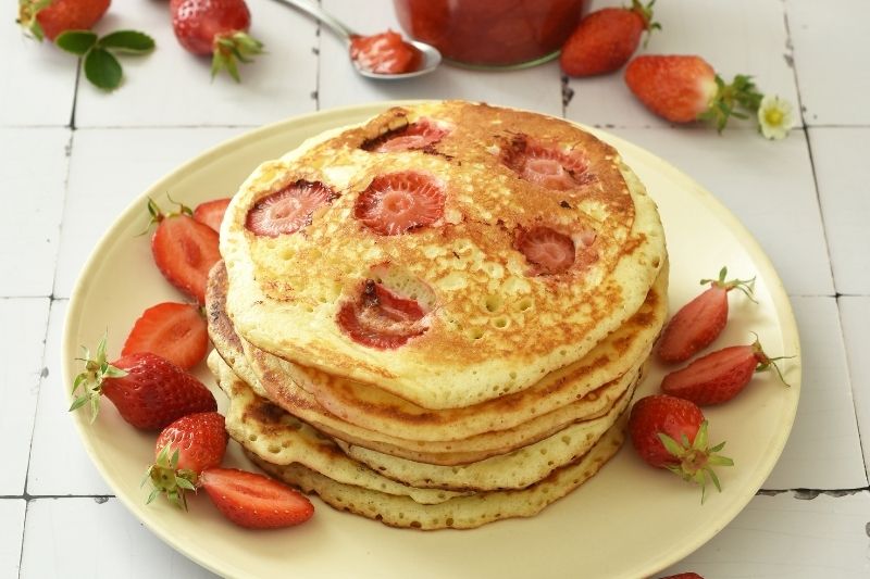Pancakes aux fraises du Périgord IGP et compotée maison