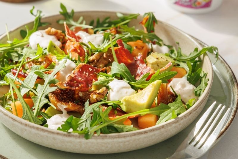 Salade au jambon de Parme croustillant et Petit Billy