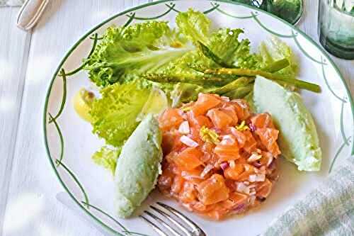 Tartare de saumon et sa glace aux asperges vertes