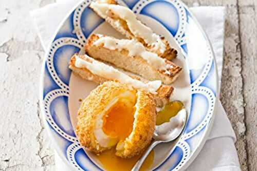 Oeufs frits et mouillettes au Reblochon