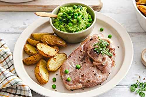 Tranches de gigot de chevreau et houmous de petits pois