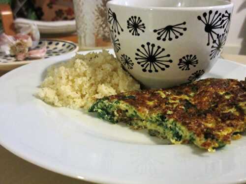 Omelette à la roquette et à l'ail (végétarien/ sans gluten)