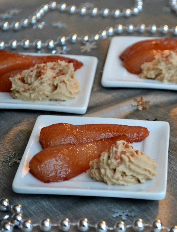 Poires pochées au Porto et mousse de foie gras  - L'amour Culinaire