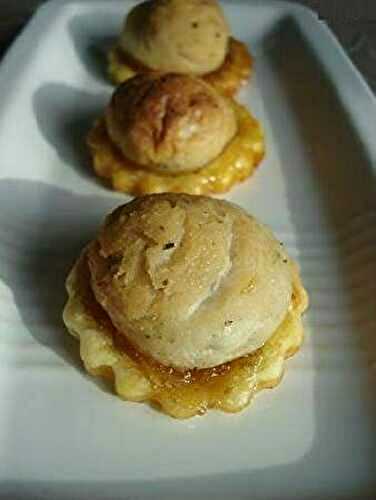 Tartelettes au boudin blanc truffé et au chutney d'ananas  - L'amour Culinaire