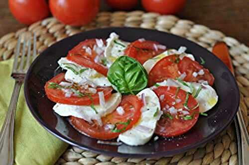 Tomates mozzarella au basilic - L'amour Culinaire