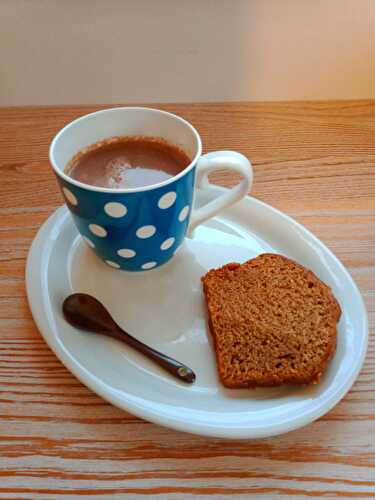 CHOCOLAT CHAUD A LA CANELLE