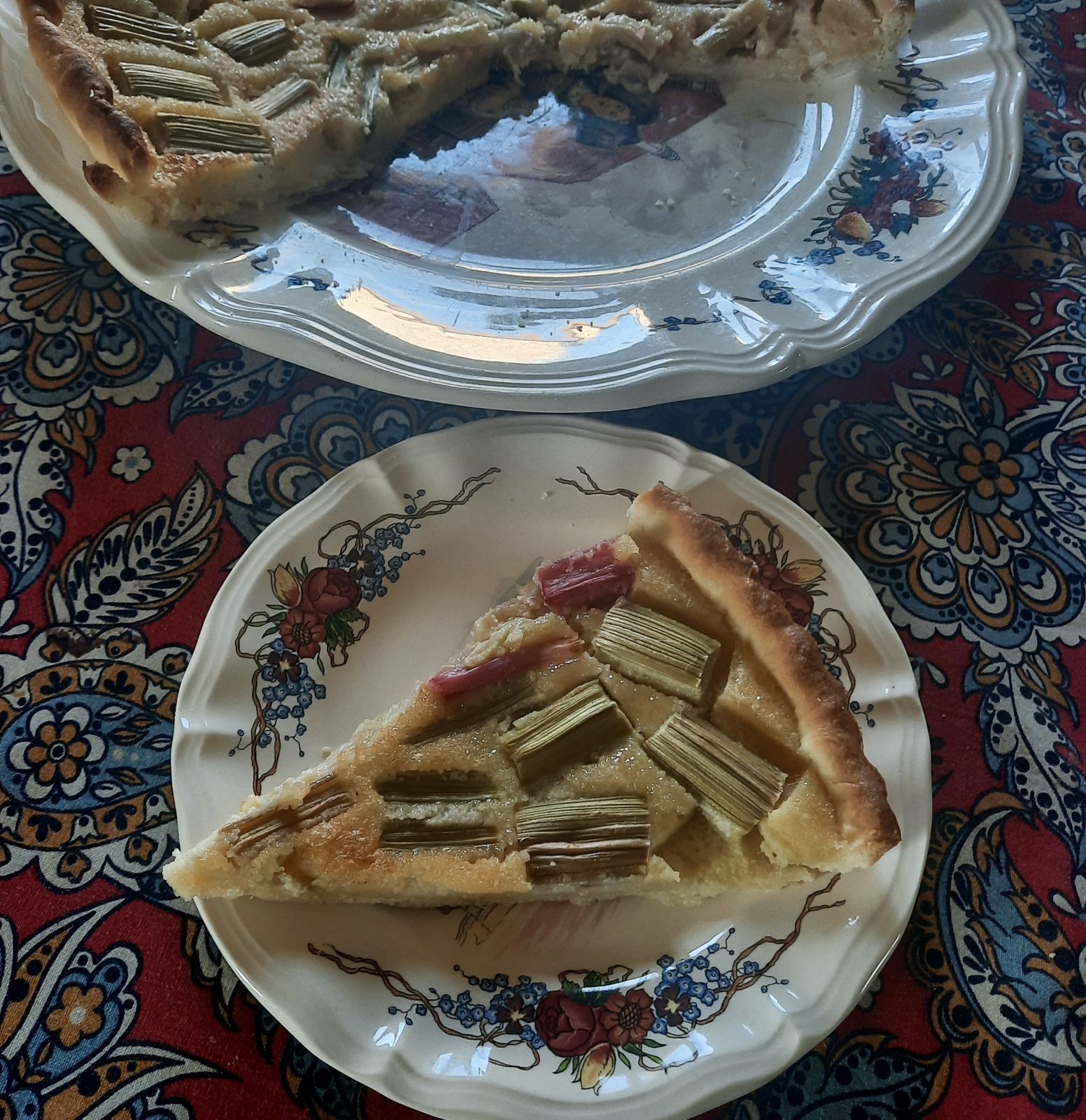 TARTE RHUBARBE CRÈME AMANDINE