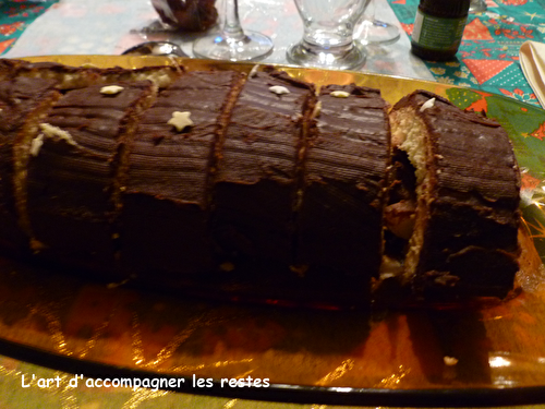 BUCHE CHOCOLAT-POIRE