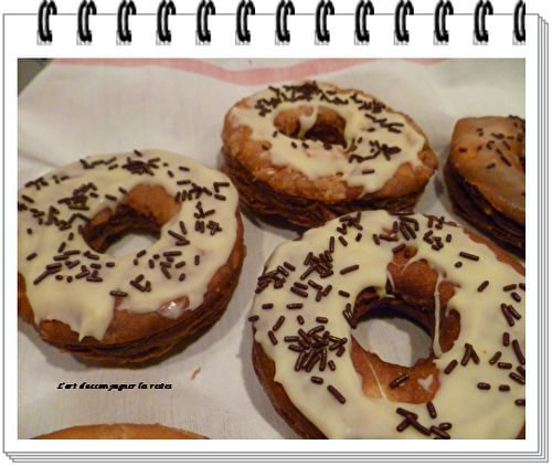 Cronut, moitié croissant moitié donut - L'art d'accompagner les restes