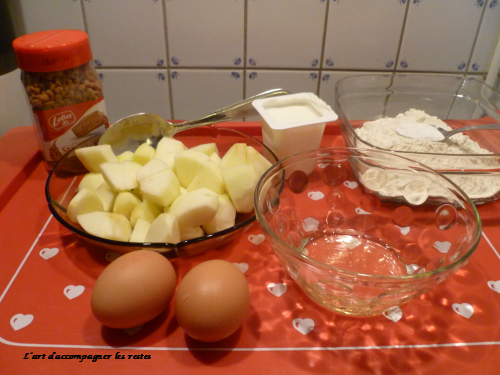 Gâteau aux pommes, miel et spéculoos lotus