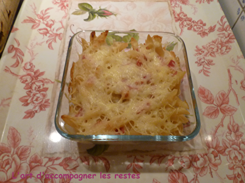 Gratin de pâtes à l'emmental et au jambon (Cyril Lignac)