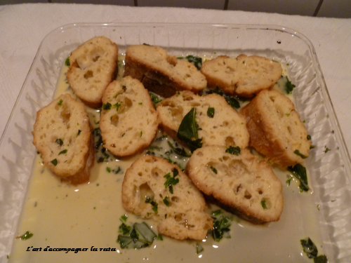 Pain perdu aux herbes et fromage de chèvre