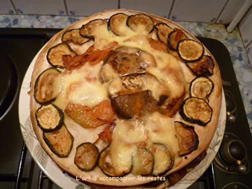 Gâteau de tortillas aux légumes grillés.