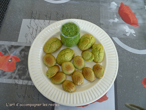 Mini-madeleines au pesto de fanes de radis ww