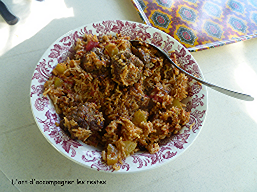 Riz aux courgettes, tomates et boulettes de viandes