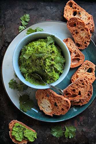 Dip de petits pois, coriandre et menthe