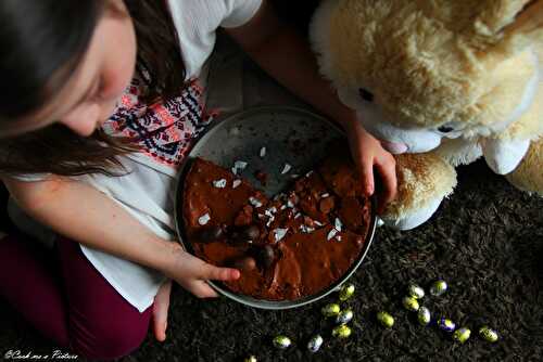 Le gâteau au chocolat de Lolie pour "Pâques"