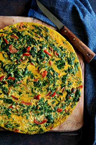 Omelette façon tortilla au curry doux et épinards frais