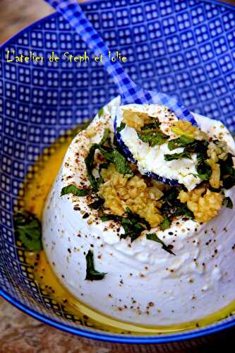 Ricotta à l'ail et menthe fraîche